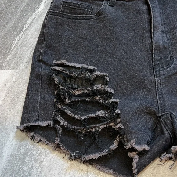 Shein Curve 0XL black high rise ripped denim shorts jean shorts stretchy - Picture 3 of 8